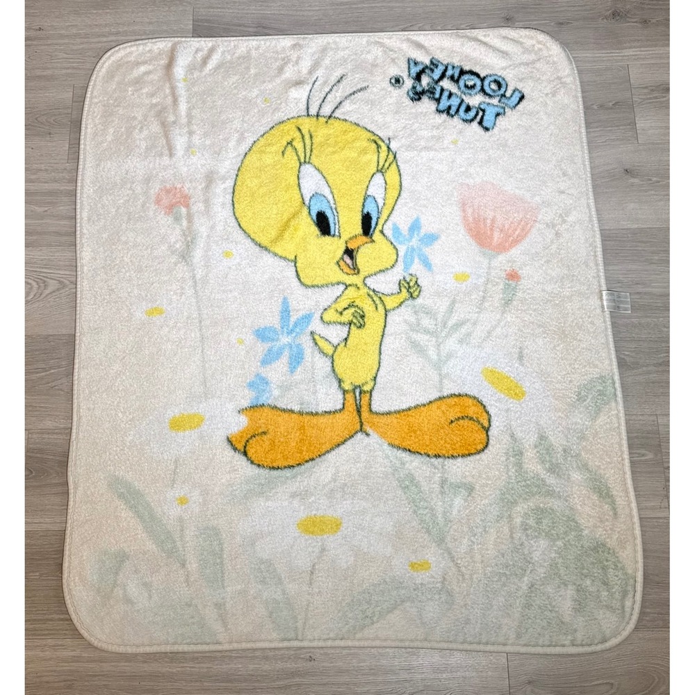 Vintage 1998 Looney Tunes Tweety Bird Plush Throw Blanket Novaex 40" x 50"